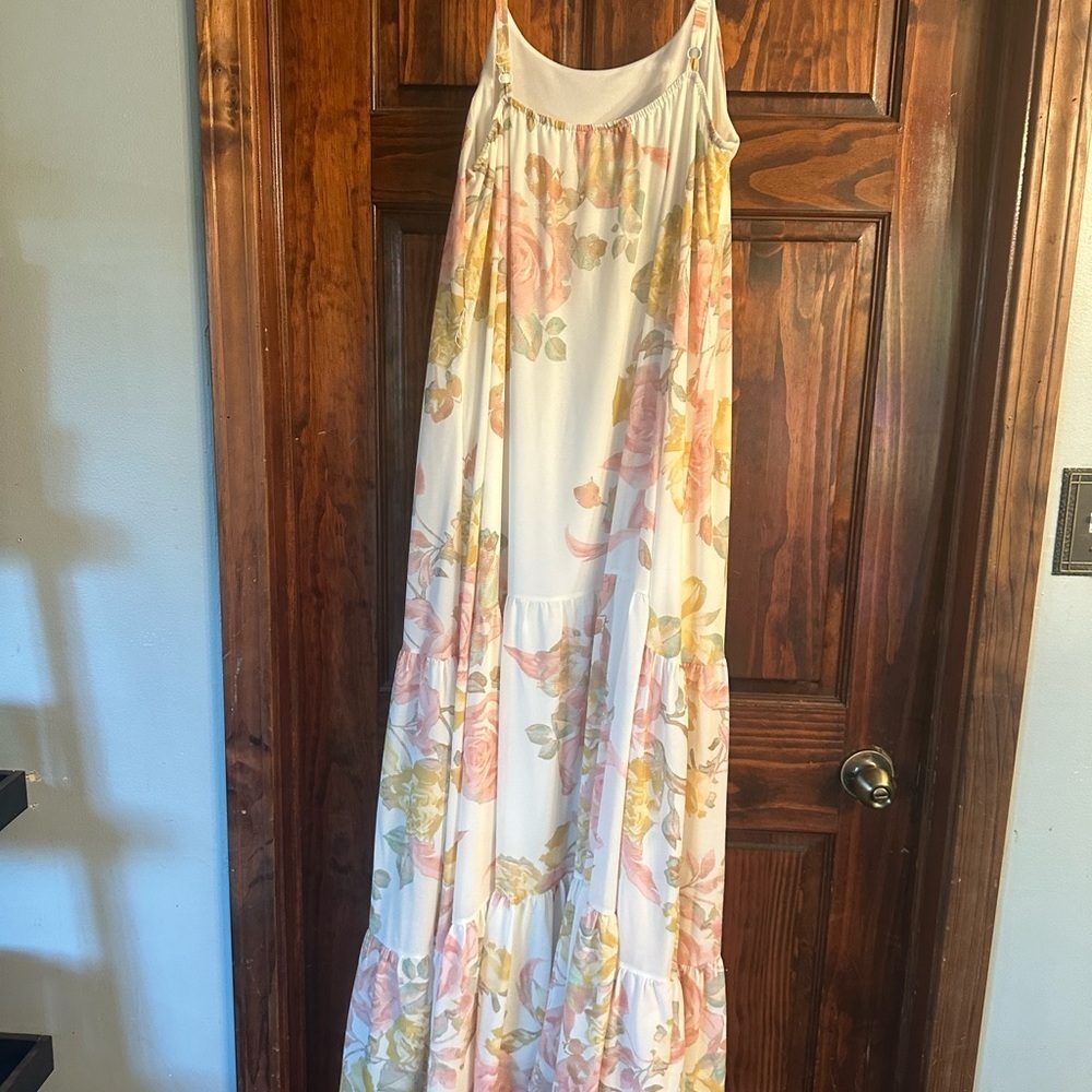 Flying Tomato Pastel Floral Maxi Dress - Picture 3 of 3